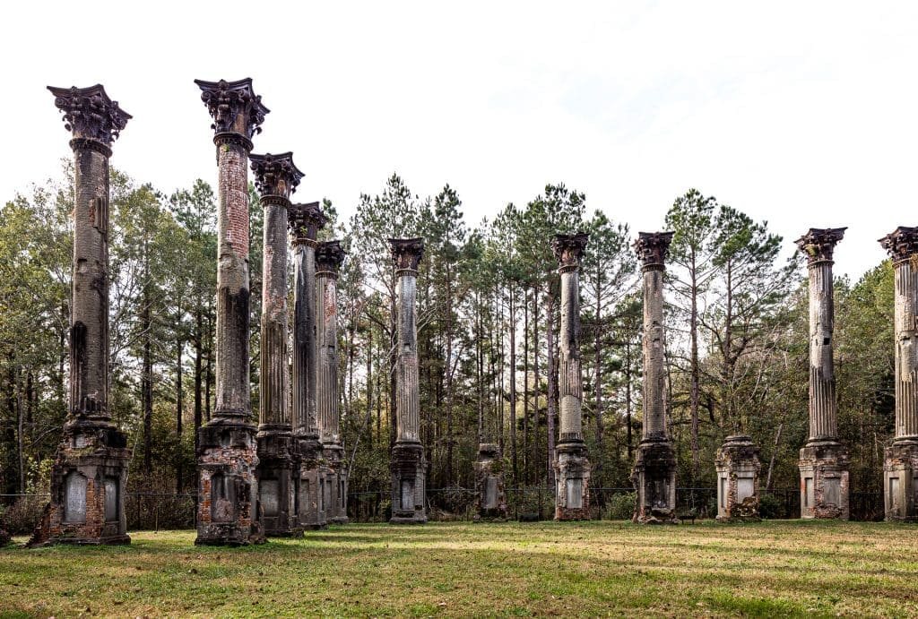 The Windsor Ruins of Port Gibson, Mississippi - Full Architecture Columns