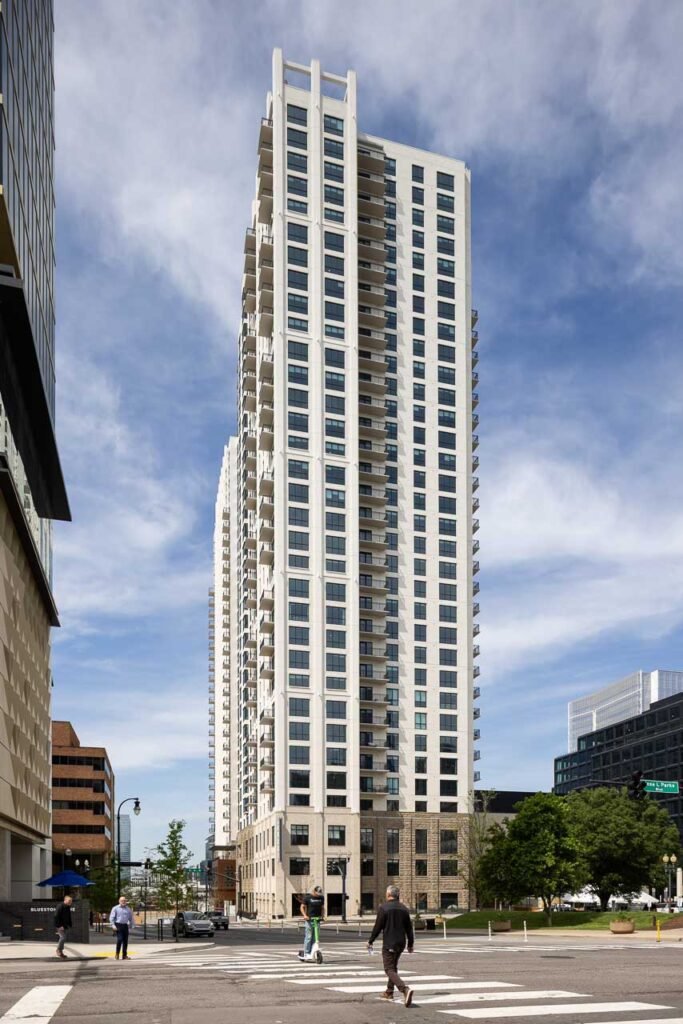 The Emory at Nashville Yards: Construction of Nashville's Skyline - Architectural photography - Clark Construction - Solomon Cordwell Buenz